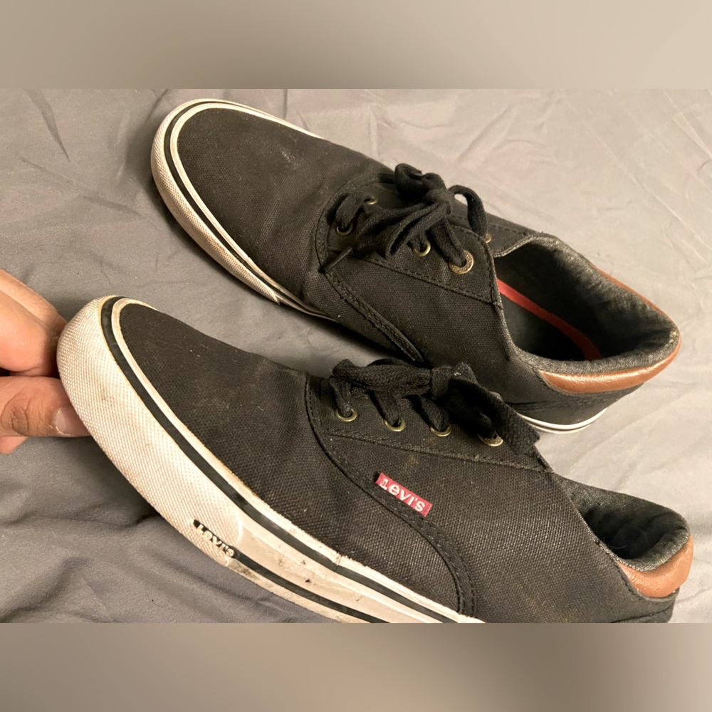 Mens Levi’s shoes